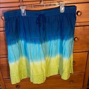 Beautiful gently used Lane Bryant tie-dye skirt. Size 14/16.